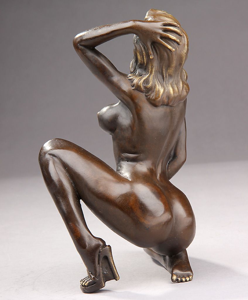 Guld dame figur erotisk Evan Lysacek
